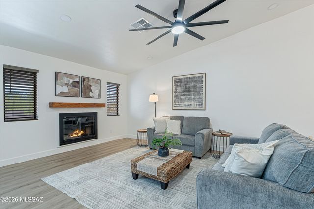9316 N Eagle Dancer Drive, Tucson, AZ 85742