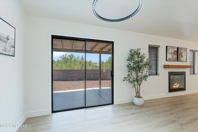 9316 N Eagle Dancer Drive, Tucson, AZ 85742