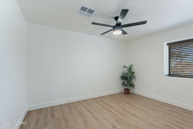 9316 N Eagle Dancer Drive, Tucson, AZ 85742