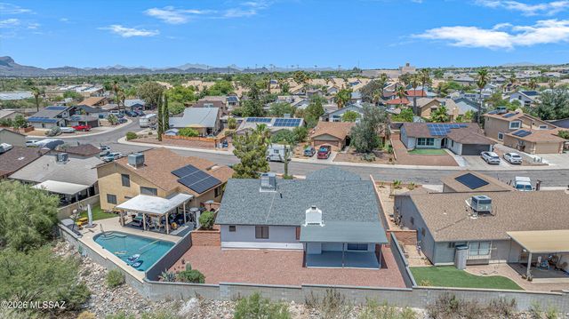 9316 N Eagle Dancer Drive, Tucson, AZ 85742