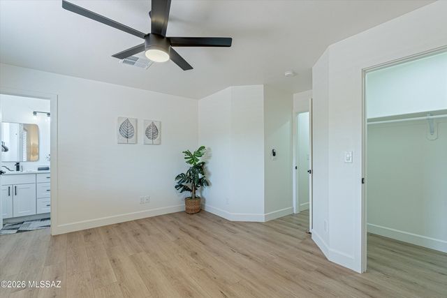9316 N Eagle Dancer Drive, Tucson, AZ 85742
