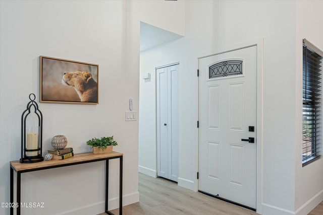 9316 N Eagle Dancer Drive, Tucson, AZ 85742