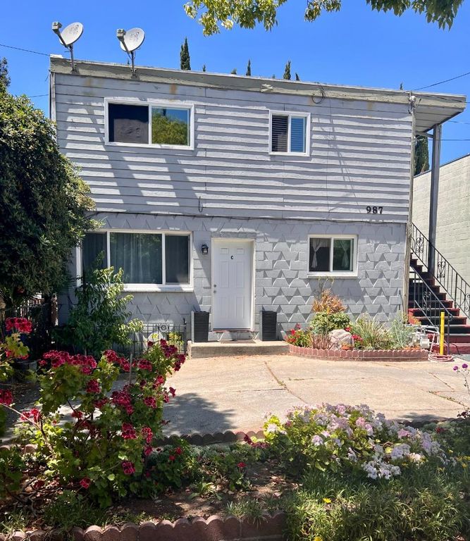 987 E William, San Jose, CA 95116