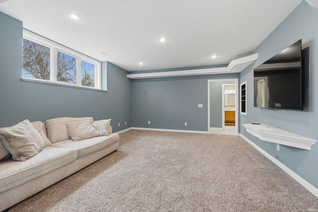 15905 Lebaron Lane, Huntertown, IN 46748