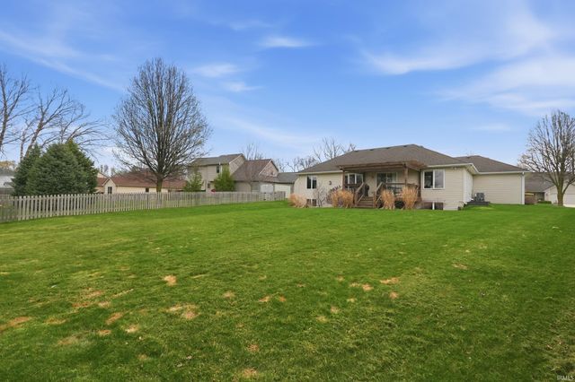 15905 Lebaron Lane, Huntertown, IN 46748