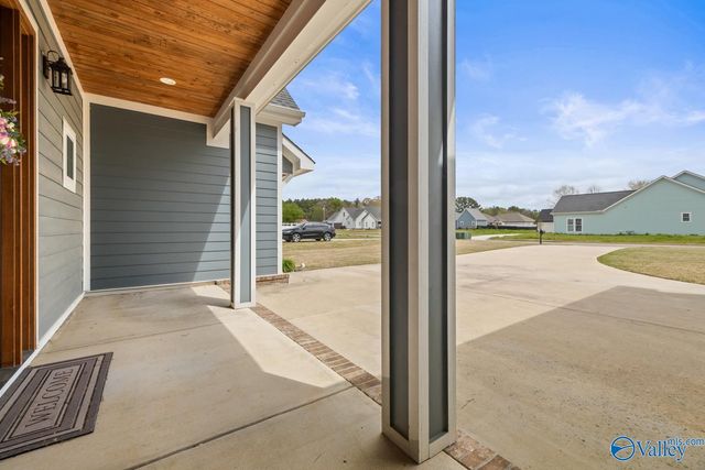 17923 Alma Lane, Athens, AL 35613