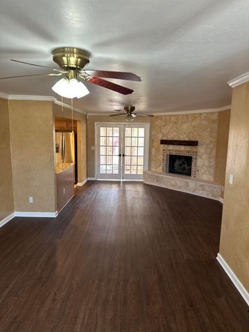 1505 Balin Street, Borger, TX 79007