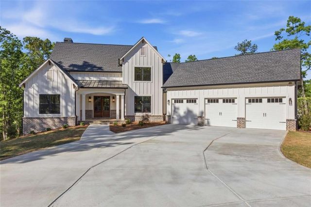 110 Fall Pippin Court, Clarkesville, GA 30523