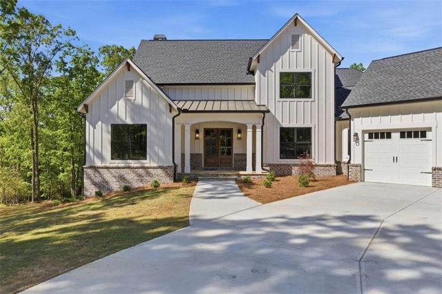 110 Fall Pippin Court, Clarkesville, GA 30523