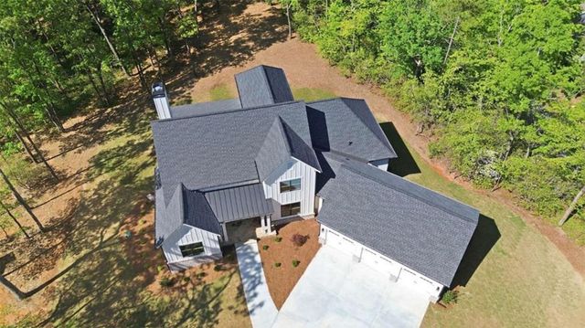 110 Fall Pippin Court, Clarkesville, GA 30523