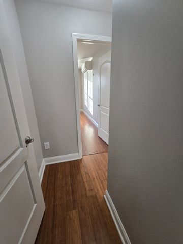 9 Needhams Landing Road 404, Lynn, MA 01905