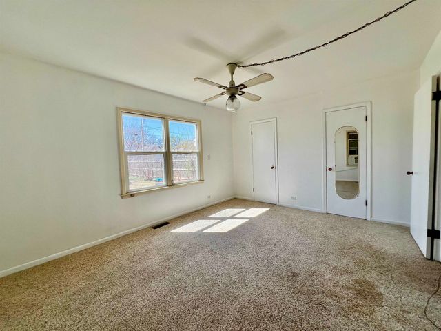 821 E 10th, Winfield, KS 67005