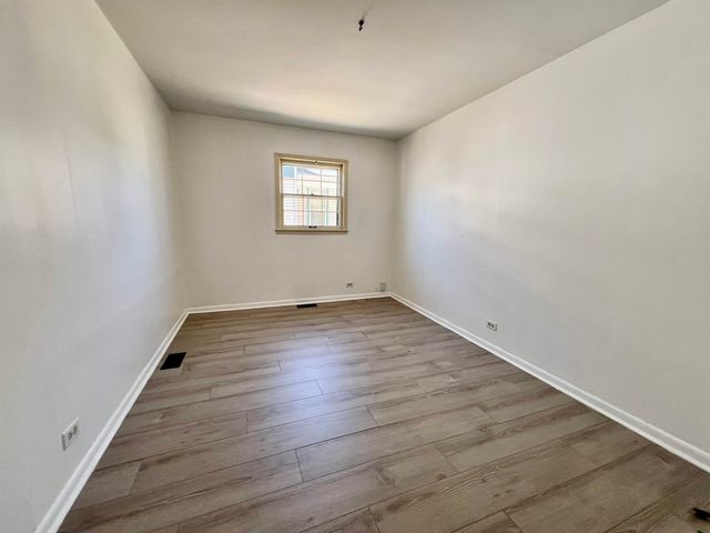 821 E 10th, Winfield, KS 67005