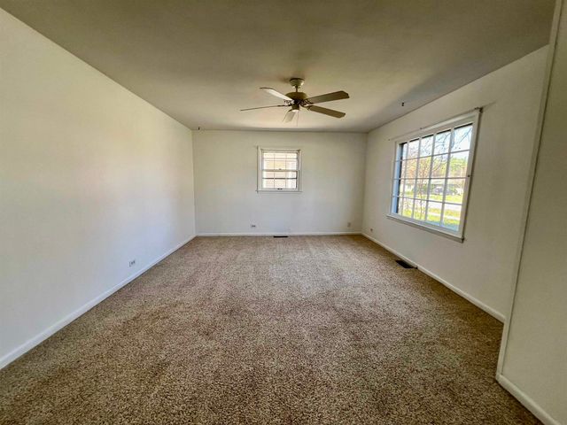 821 E 10th, Winfield, KS 67005