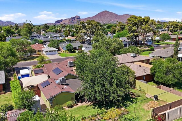 4045 E CAMBRIDGE Avenue, Phoenix, AZ 85008