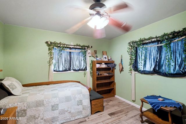 4045 E CAMBRIDGE Avenue, Phoenix, AZ 85008