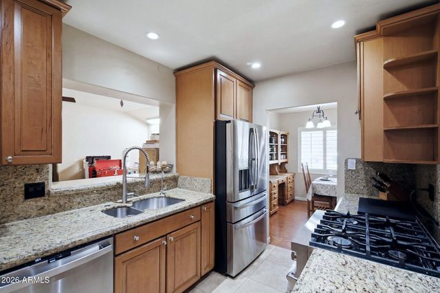 4045 E CAMBRIDGE Avenue, Phoenix, AZ 85008