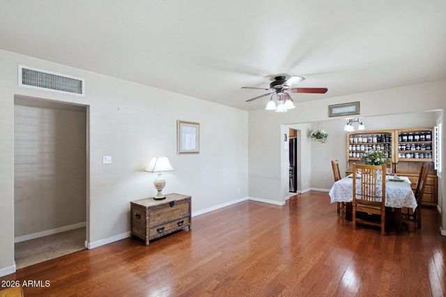 4045 E CAMBRIDGE Avenue, Phoenix, AZ 85008
