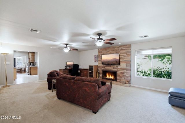 4045 E CAMBRIDGE Avenue, Phoenix, AZ 85008