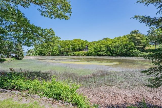 22 Wallace Point, Bourne, MA 02532