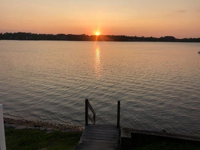 22 Wallace Point, Bourne, MA 02532