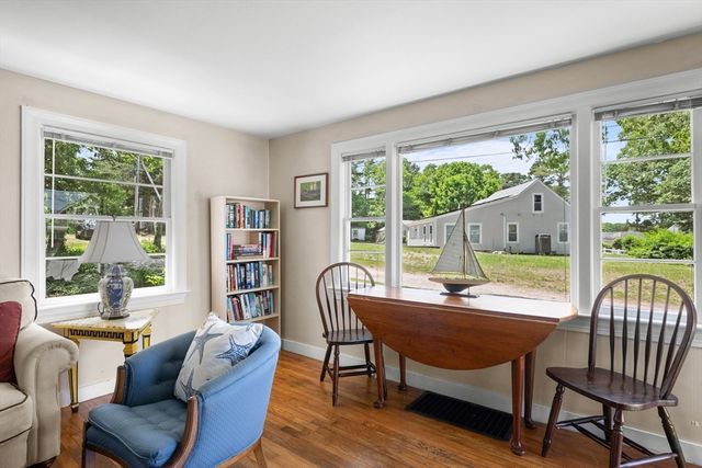 22 Wallace Point, Bourne, MA 02532