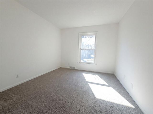 12514 W 101st Street, Lenexa, KS 66215