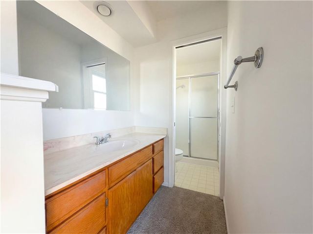 12514 W 101st Street, Lenexa, KS 66215