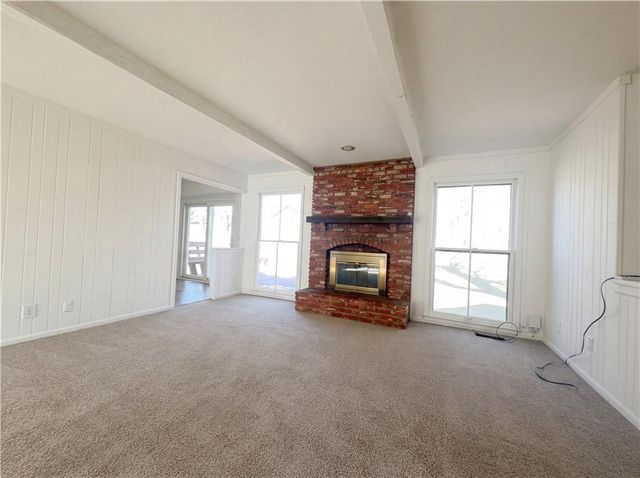 12514 W 101st Street, Lenexa, KS 66215