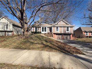 12514 W 101st Street, Lenexa, KS 66215