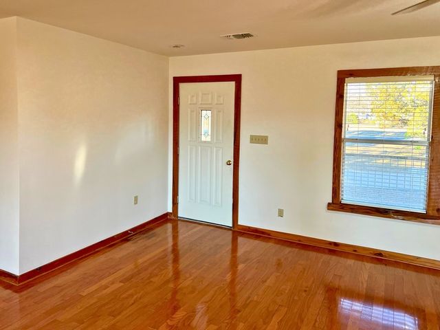 1879 S Arcadia Loop, Kerrville, TX 78028