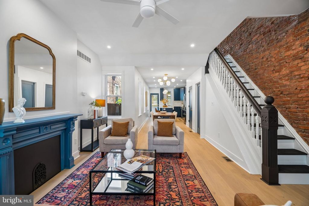 2908 W GIRARD AVE, PHILADELPHIA, PA 19130 — exterior