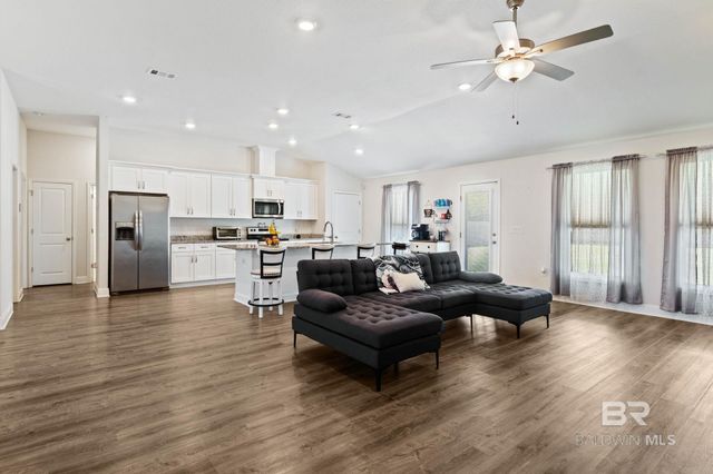 25323 Lakeland Drive, Loxley, AL 36551