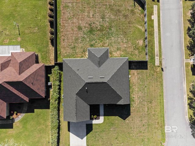 25323 Lakeland Drive, Loxley, AL 36551