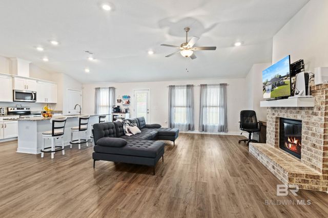 25323 Lakeland Drive, Loxley, AL 36551