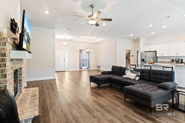 25323 Lakeland Drive, Loxley, AL 36551