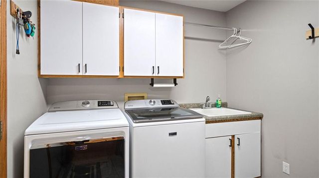 3103 Green View Drive, Eau Claire, WI 54703