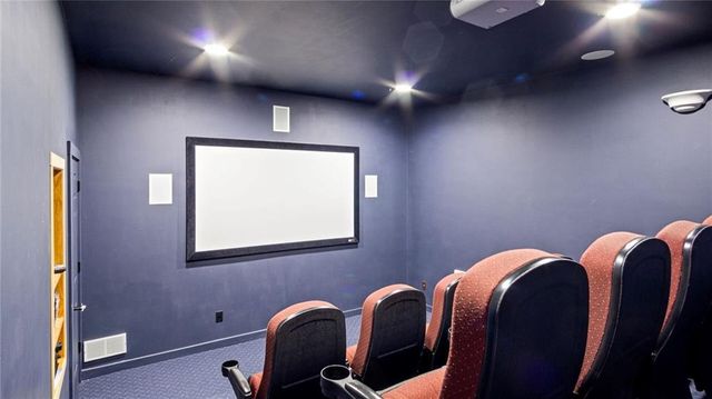 3103 Green View Drive, Eau Claire, WI 54703