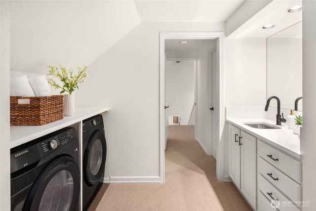 51 Glacier Key, Bellevue, WA 98006