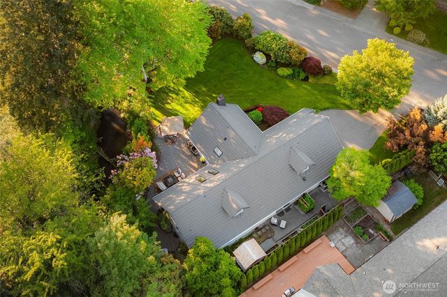 51 Glacier Key, Bellevue, WA 98006