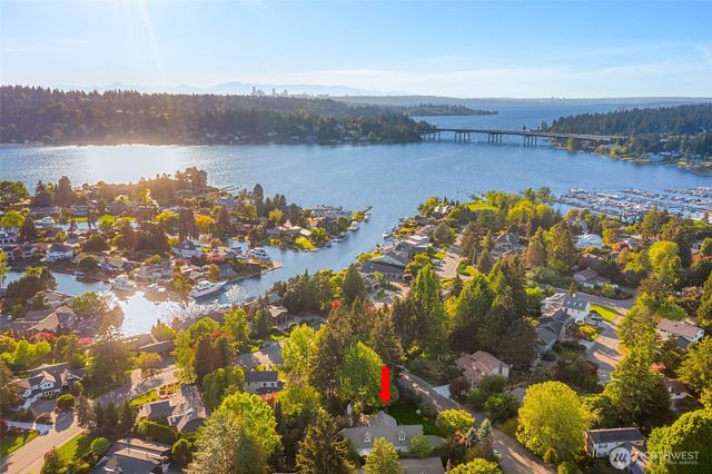 51 Glacier Key, Bellevue, WA 98006