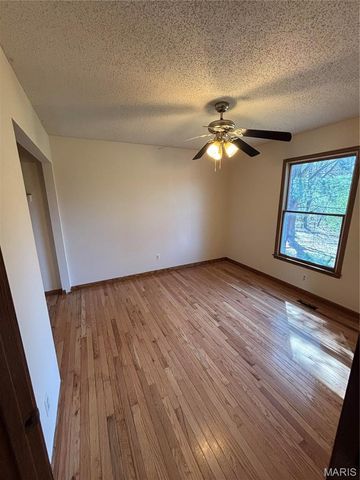 1546 Sugar Grove Road, Troy, MO 63379