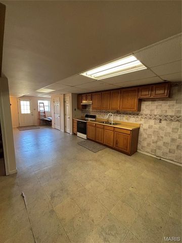 1546 Sugar Grove Road, Troy, MO 63379