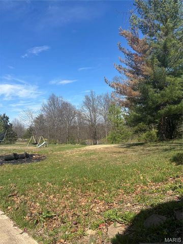 1546 Sugar Grove Road, Troy, MO 63379