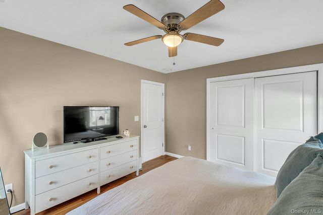 79 School Street, Hampton Bays, NY 11946