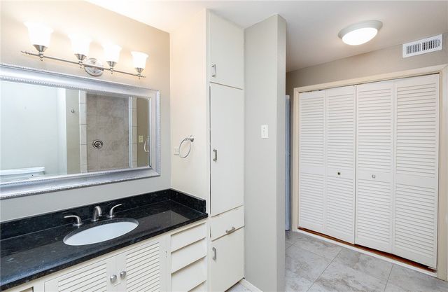 414 Barracuda Pl, Corpus Christi, TX 78411