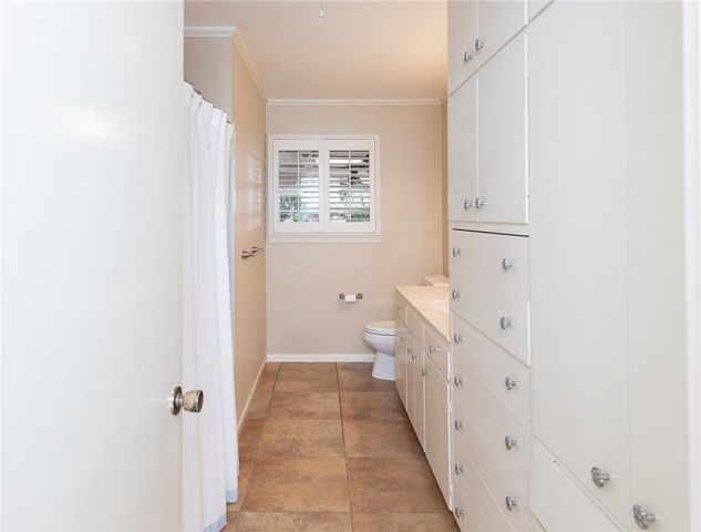 414 Barracuda Pl, Corpus Christi, TX 78411