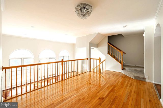 26139 KENNYWOOD SQ, Chantilly, VA 20152
