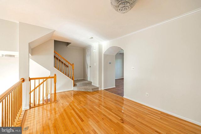 26139 KENNYWOOD SQ, Chantilly, VA 20152