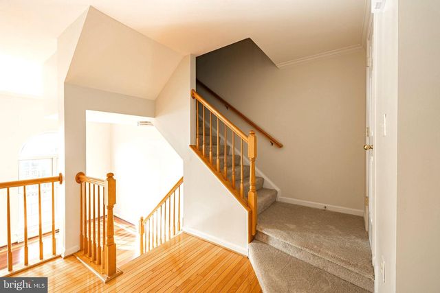 26139 KENNYWOOD SQ, Chantilly, VA 20152